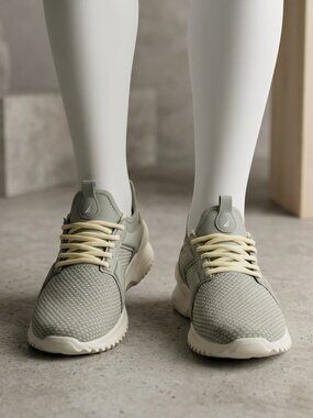 Nautica Gray Fashion Sneakers Lace Up Shoes Casual Lightweight Womens Size 8